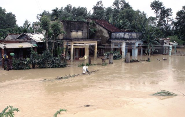 Trung Bộ, Tây Nguyên chủ động ứng phó mưa lớn kéo dài 10 ngày - Ảnh 1