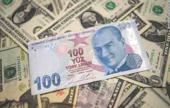 Đồng USD chạm đỉnh hơn 1 năm, lira Thổ Nhĩ Kỳ sụt giá không phanh vì căng thẳng với Mỹ - Ảnh 1