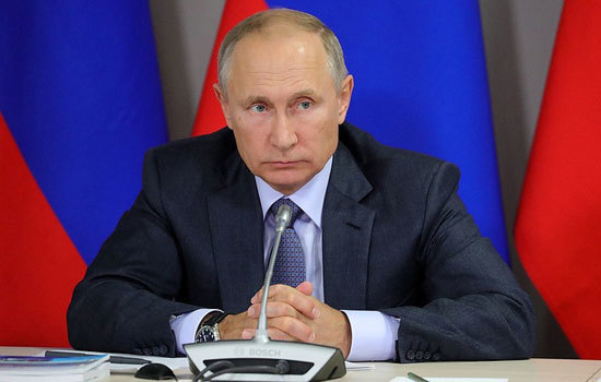 Tổng thống Putin phê chuẩn luật về các hãng truyền thông nước ngoài - Ảnh 1