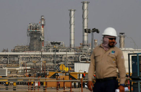 Giá dầu nhảy vọt hơn 2% do căng thẳng leo thang tại Trung Đông - Ảnh 1
