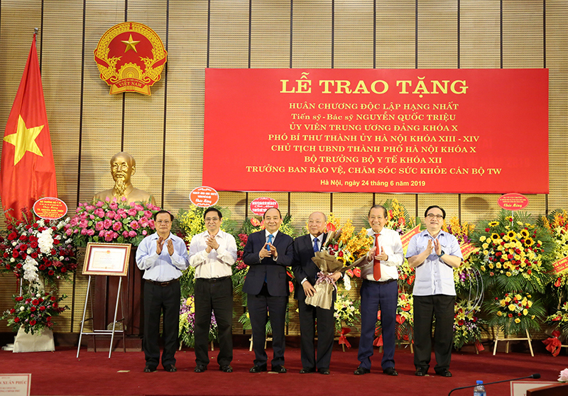 Trao tặng Huân chương Độc lập hạng Nhất cho đồng chí Nguyễn Quốc Triệu - Ảnh 2