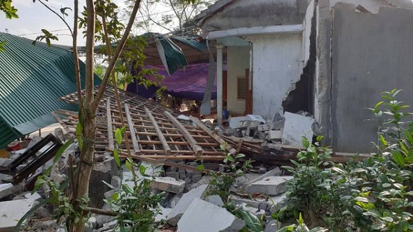 Nghệ An: Sau tiếng nổ lớn, 3 người trong một gia đình thương vong - Ảnh 1