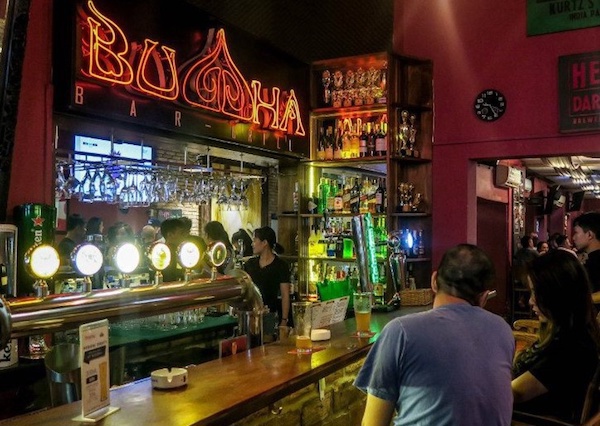 TP Hồ Chí Minh tiếp tục tìm kiếm người dự tiệc ở “ổ dịch” bar Buddha - Ảnh 1