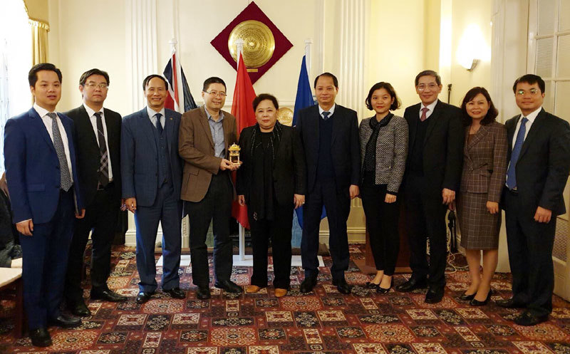 Chủ tịch HĐND TP Nguyễn Thị Bích Ngọc và đoàn đại biểu Hà Nội thăm, làm việc tại London - Ảnh 7