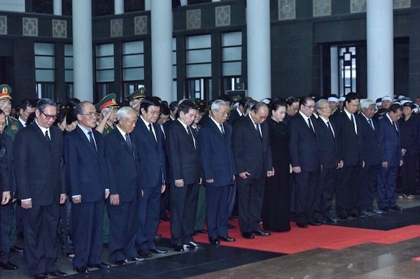 Linh cữu nguyên Chủ tịch nước Lê Đức Anh được đưa vào TP Hồ Chí Minh - Ảnh 11