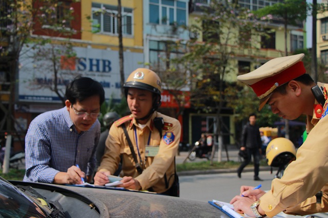 Tai nạn giao thông tại Hà Nội giảm sâu: Hiệu quả từ sự chủ động - Ảnh 2