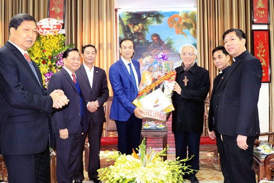 Phó Bí thư Đào Đức Toàn thăm, chúc mừng giáng sinh tại Giáo phận Bắc Ninh - Ảnh 3
