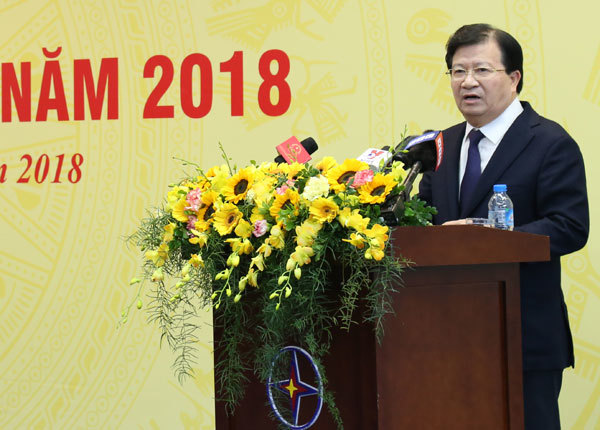 Phó Thủ tướng Trịnh Đình Dũng: EVN cần tái cấu trúc để cạnh tranh - Ảnh 1