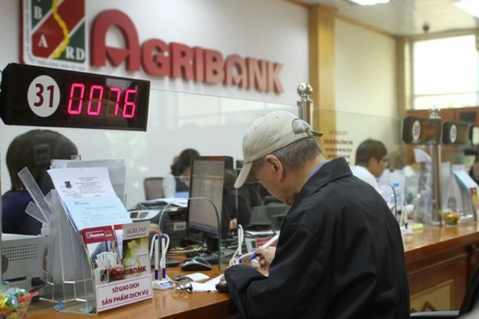 Agribank hoàn tiền cho khách hàng mất tiền tại ATM của ngân hàng - Ảnh 1
