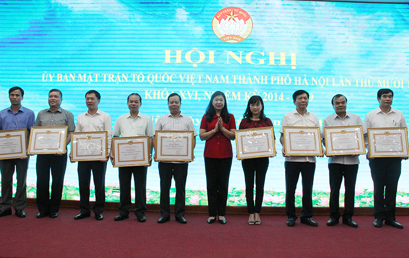 Khen thưởng 42 tập thể trong vận động ủng hộ Quỹ “Vì biển, đảo Việt Nam” năm 2019 - Ảnh 1