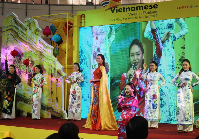 Khai mạc Chương trình Tuần hàng Việt Nam tại Thái Lan - Ảnh 3