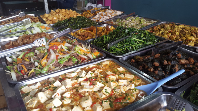 Báo Hong Kong gọi ý 48 giờ khám phá thiên đường ẩm thực đường phố Hà Nội - Ảnh 3