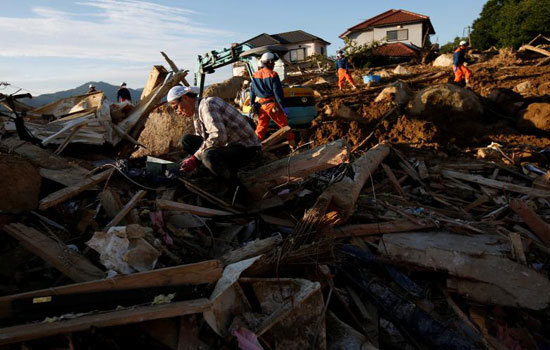 Hình ảnh Nhật Bản tan hoang sau thảm họa mưa lũ lịch sử, gần 200 người thiệt mạng - Ảnh 7