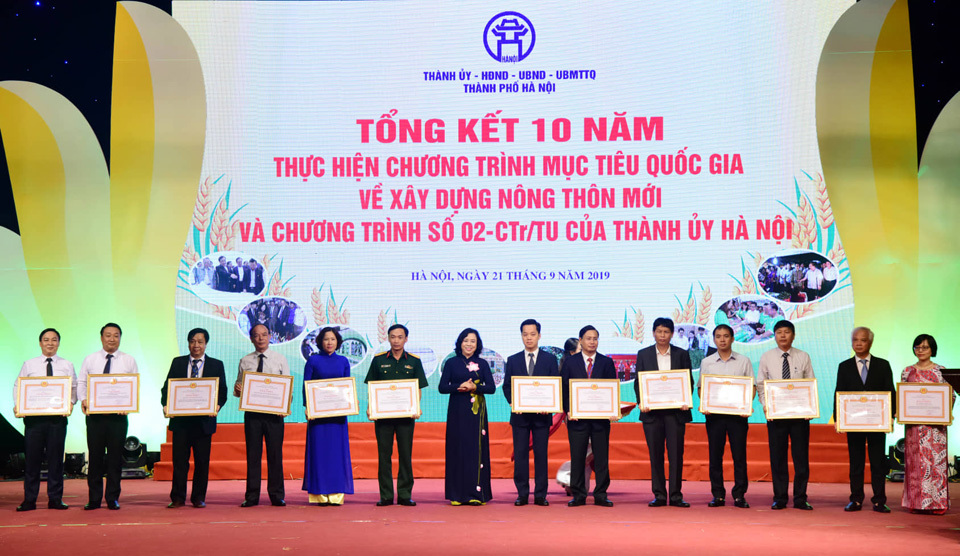 Hà Nội đạt nhiều thành tựu nổi bật trong 10 năm xây dựng nông thôn mới - Ảnh 5