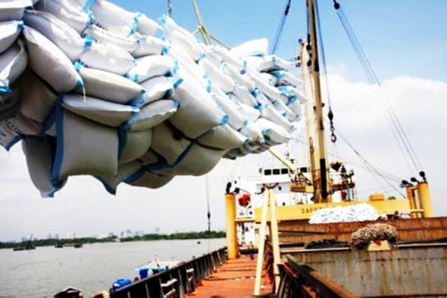 Việt Nam xuất khẩu 1,3 triệu tấn gạo từ đầu năm 2020 - Ảnh 1