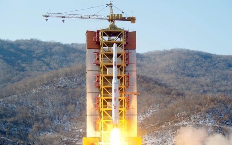 Triều Tiên đã phá khu thử tên lửa có thể vươn tới Mỹ - Ảnh 1