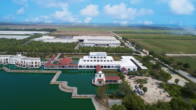 “Resort” bò sữa Vinamilk Tây Ninh - ngôi nhà lý tưởng cho những cô bò hạnh phúc - Ảnh 4