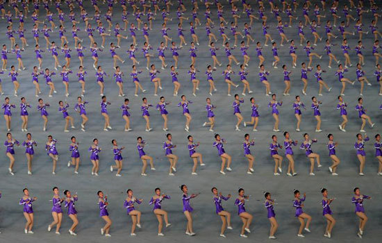 Những hình ảnh ấn tượng tại lễ hội "Biển người" mừng Quốc khánh Triều Tiên - Ảnh 8