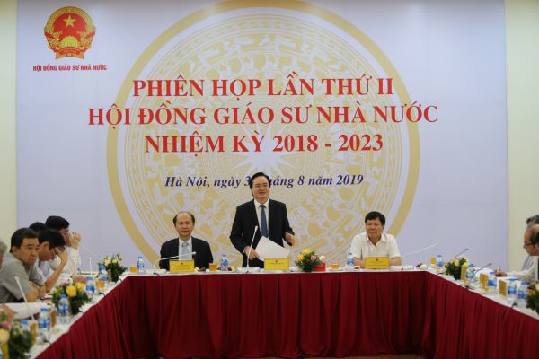 Quyết định công nhận giáo sư, phó giáo sư 2019:  Chỉ còn 73 nhà giáo được đạt tiêu chuẩn chức danh giáo sư - Ảnh 1