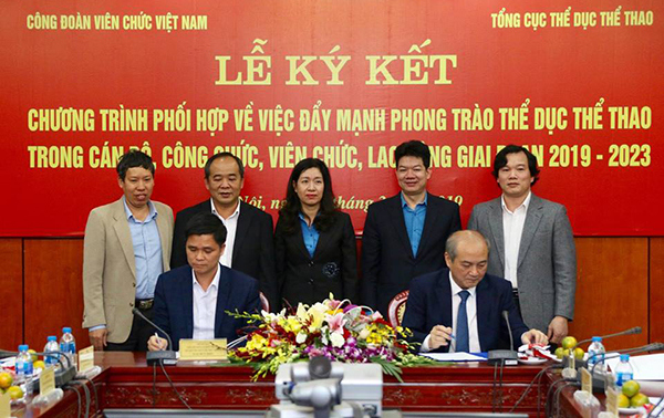 Tổng cục TDTT ký kết hợp tác đẩy mạnh phong trào thể dục  thể thao với Công đoàn viên chức Việt Nam - Ảnh 1