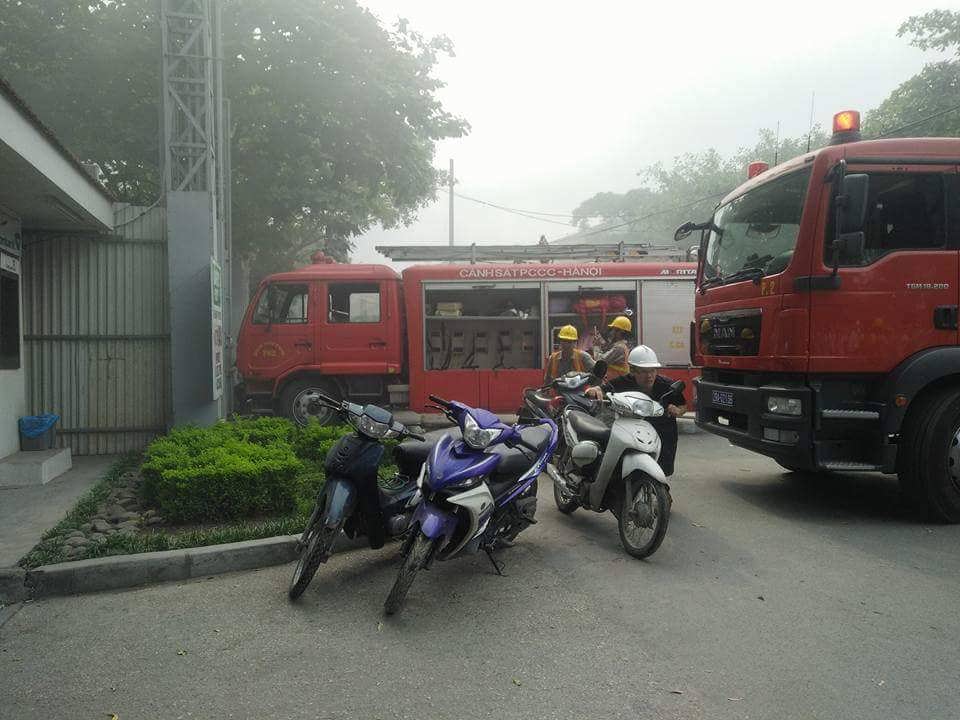 Hà Nội: Cháy lớn tại công trình đang thi công ở Bệnh viện Việt Pháp - Ảnh 2