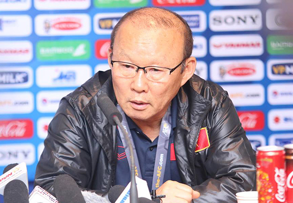 HLV Park Hang Seo không hài lòng với chiến thắng của U23 Việt Nam - Ảnh 1