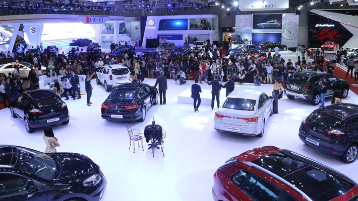 Hơn 3.200 xe ô tô nhập khẩu được bán ra trong tháng 4 - Ảnh 1