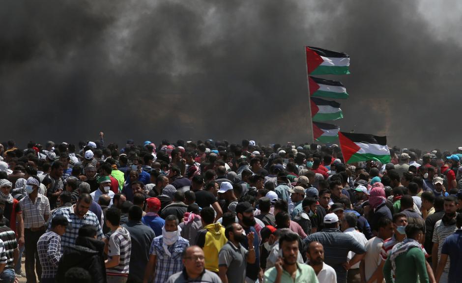 Hình ảnh hỗn loạn đầy khói súng tại Gaza sau khi Mỹ mở Đại sứ quán ở Jerusalem - Ảnh 7