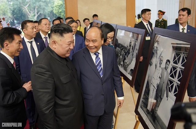 Thủ tướng Chính phủ Nguyễn Xuân Phúc tiếp Chủ tịch Kim Jong-un - Ảnh 5
