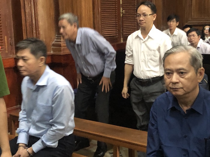 Giao “đất vàng” cho Vũ nhôm: Nguyên phó chủ tịch UBND TP Hồ Chí Minh Nguyễn Hữu Tín bị phạt 7 năm tù giam - Ảnh 1