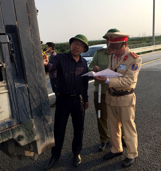 Kiểm soát chặt chốt kiểm soát liên ngành tại các cửa ngõ ra vào tỉnh Quảng Ninh - Ảnh 3
