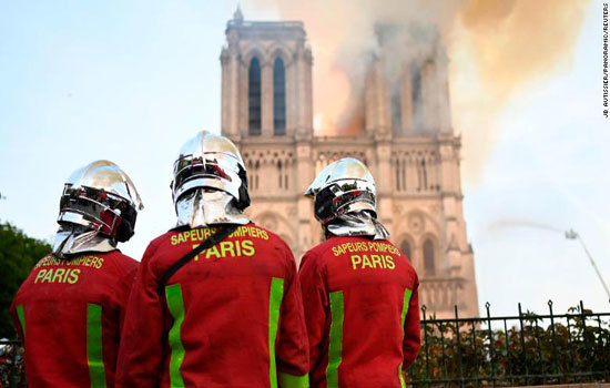 Vì sao không thể nhanh chóng dập tắt đám cháy tại Nhà Thờ Đức Bà Paris? - Ảnh 2