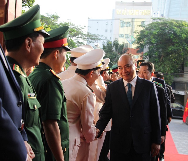 Thủ tướng chúc Tết lực lượng vũ trang và nhân dân TP Đà Nẵng - Ảnh 1