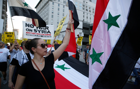 Biểu tình phản đối tấn công quân sự Syria lan rộng tại nhiều TP của Mỹ - Ảnh 2