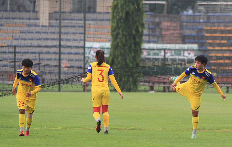 Đội tuyển nữ Quốc gia tích cực tập luyện, sẵn sàng chinh phục vị trí số 1 Đông Nam Á - Ảnh 1