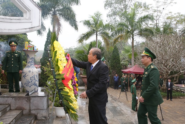 Phó Thủ tướng Thường trực thăm đồn biên phòng và bà con các dân tộc tỉnh Hà Giang - Ảnh 1