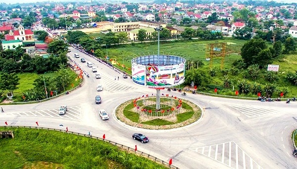 Hương Sơn khẳng định vị thế trung tâm kinh tế phía Tây Bắc Hà Tĩnh - Ảnh 2