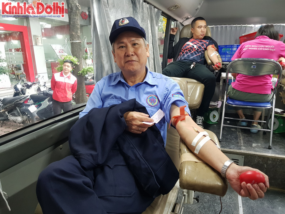 Cán bộ, nhân viên báo Kinh tế & Đô thị hiến máu tình nguyện - Ảnh 13