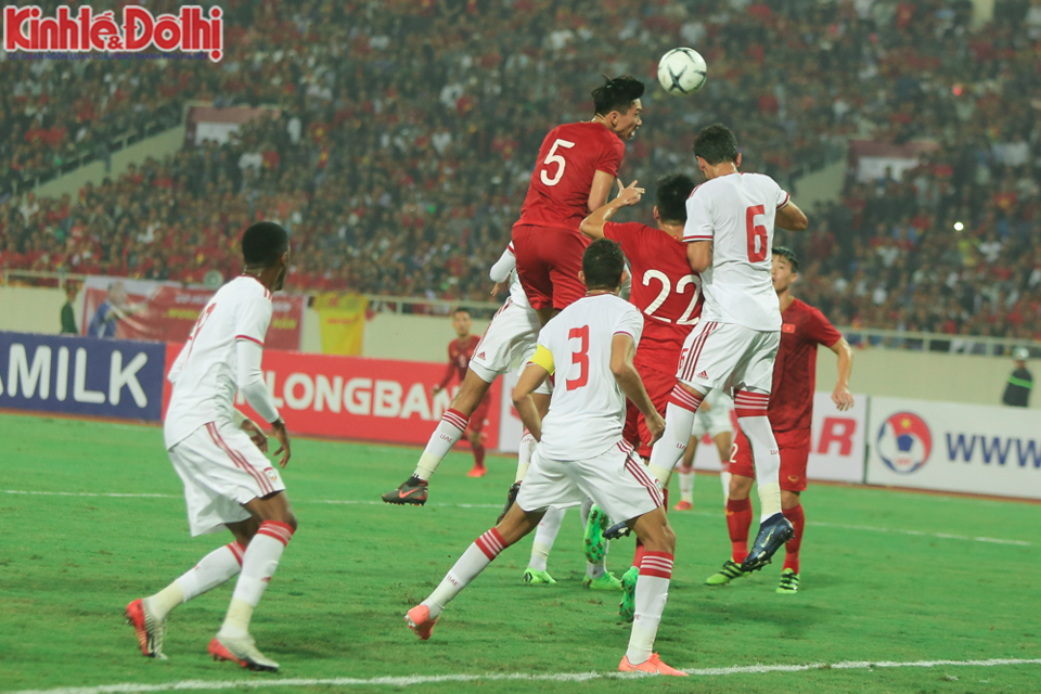 [Ảnh] Nhìn lại trận thắng của đội tuyển Việt Nam trước UAE sau hơn một thập kỷ - Ảnh 3