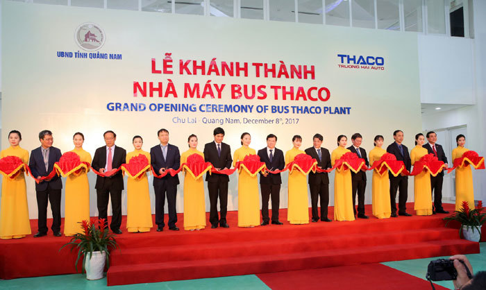 Khánh thành nhà máy sản xuất xe khách “made in Vietnam” - Ảnh 2