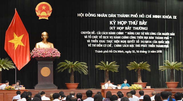 TP Hồ Chí Minh tăng thu nhập cho cán bộ, công chức từ đầu tháng 4/2018 - Ảnh 1