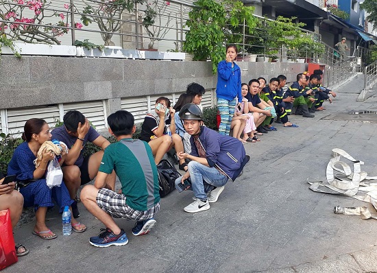 Cháy chung cư cao cấp ở TP Hồ Chí Minh, 13 người tử vong - Ảnh 7