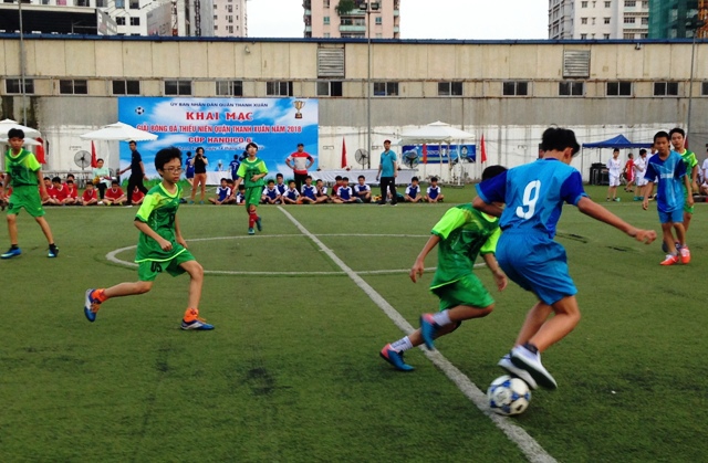 Quận Thanh Xuân khai mạc giải bóng đá thiếu niên - Ảnh 1