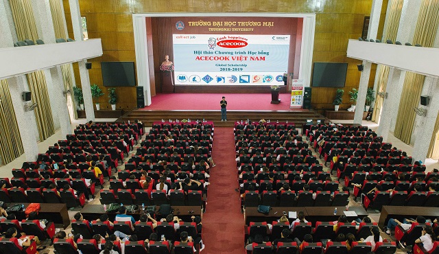 Acecook Việt Nam dành 1 tỷ đồng cho sinh viên trong năm 2018 - Ảnh 1