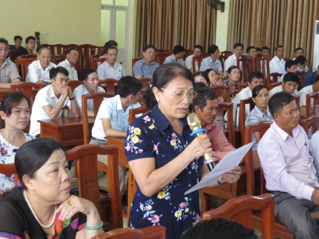 Đoàn Đại biểu Quốc hội TP Hà Nội tiếp xúc cử tri huyện Phú Xuyên - Ảnh 2