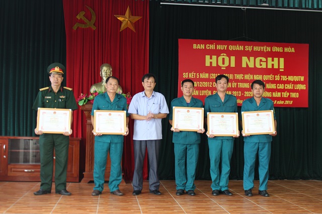 Huyện Ứng Hòa: Nâng cao chất lượng huấn luyện của lực lượng vũ trang - Ảnh 1