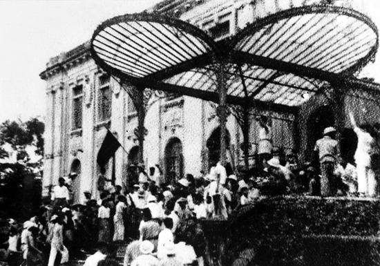 Hà Nội xây dựng chính quyền mới sau Cách mạng tháng Tám 1945 - Ảnh 1