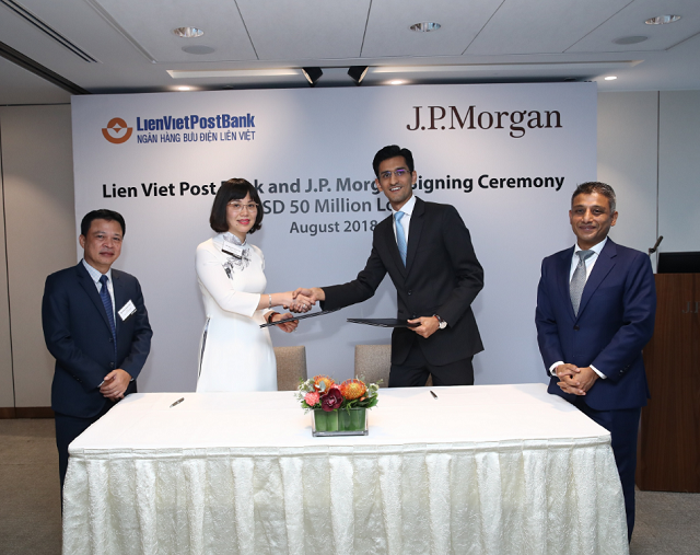 JPMorgan Chase Bank rót 50 triệu USD cho LienVietPostBank - Ảnh 1