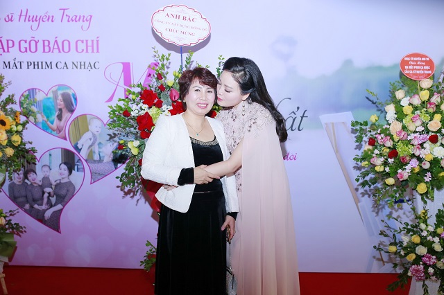 Xem MV của Huyền Trang, NSND Thanh Hoa thấy có lỗi với bà và mẹ mình - Ảnh 2