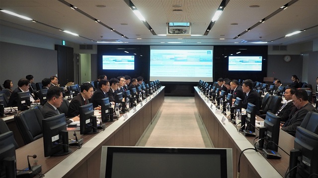 Chủ tịch PVN thăm và làm việc với các đối tác Hàn Quốc - Ảnh 1